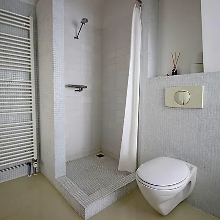 Guest house Beautiful 2 Floor Vondelpark Apartment. 3*