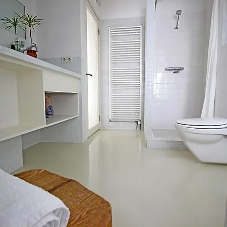 Beautiful 2 Floor Vondelpark Apartment. 3* Amsterdam