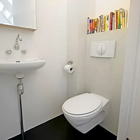 Guest house Beautiful 2 Floor Vondelpark Apartment.