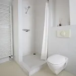Beautiful 2 Floor Vondelpark Apartment. Guest house